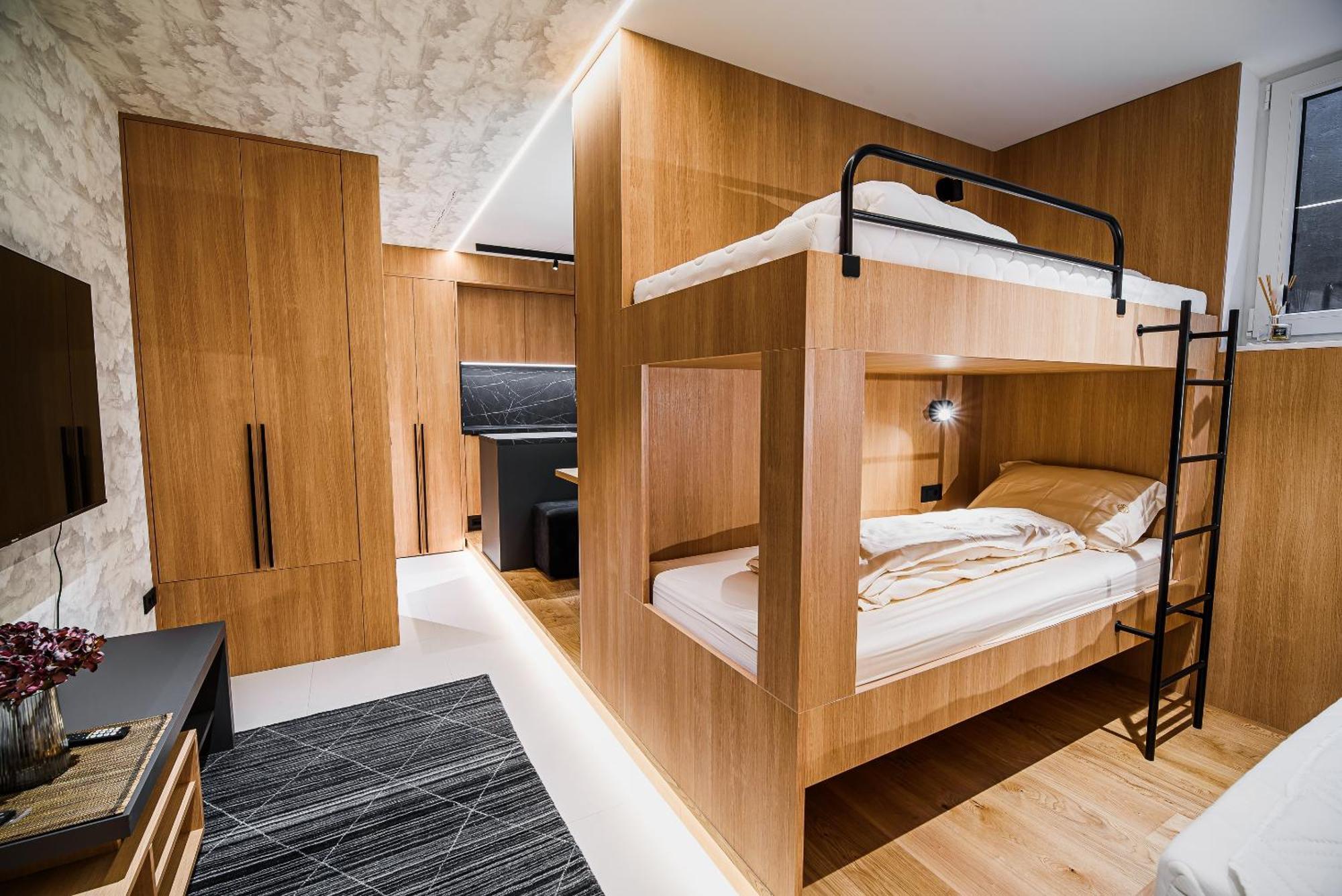 Apartments Slavec With Free Onsite Parking Kranjska Gora Exteriör bild