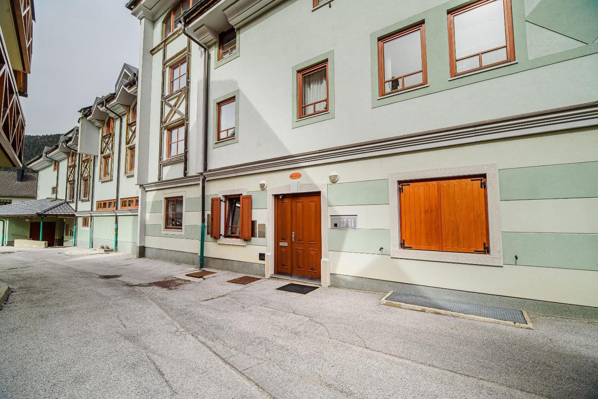 Apartments Slavec With Free Onsite Parking Kranjska Gora Exteriör bild